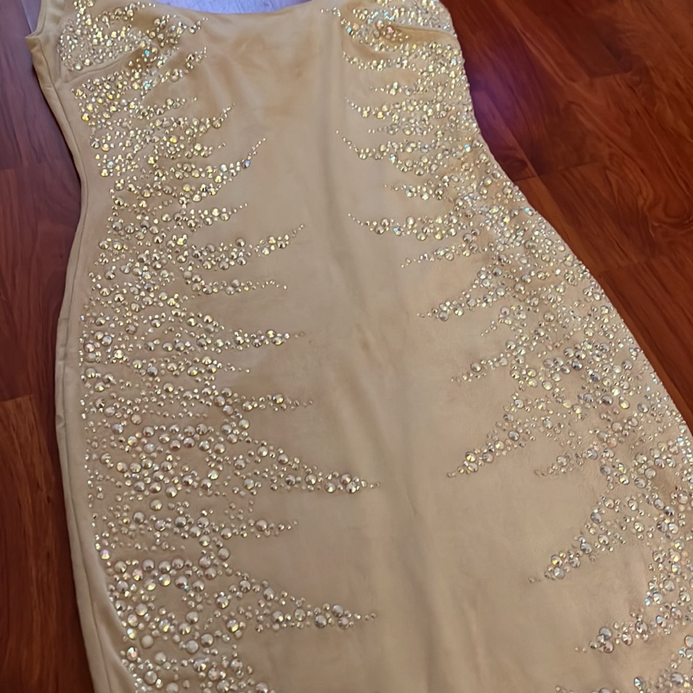 Dress - Picture 3 of 6